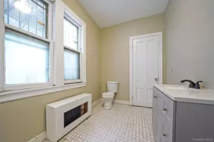 155 Hawthorne Ave, Yonkers, NY 10701 - Photo 14