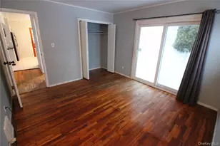 76 Vincent Rd, Hicksville, NY 11801 - Photo 24