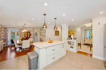 62 14th Street, Hicksville, NY 11801 - Photo 12