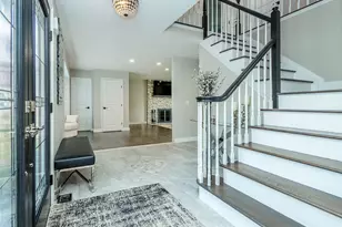 11 Maple St, Glenwood Landing, NY 11547 - Photo 6