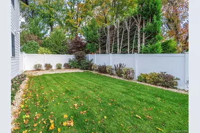 11 Maple Street, Glenwood Landing, NY 11547 - Photo 40