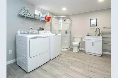 11 Maple Street, Glenwood Landing, NY 11547 - Photo 36