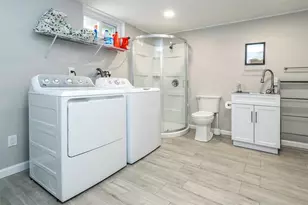 11 Maple St, Glenwood Landing, NY 11547 - Photo 36