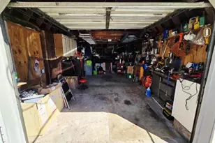 19 Curve Ln, Levittown, NY 11756 - Photo 14