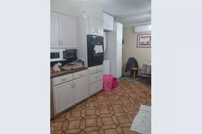 19 Curve Lane, Levittown, NY 11756 - Photo 22