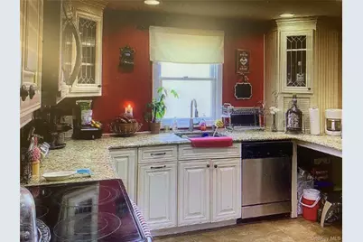 54 Robert Street, Freeport, NY 11520 - Photo 4