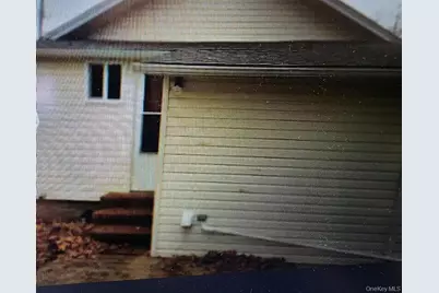 4 Forest Street, Ronkonkoma, NY 11779 - Photo 14