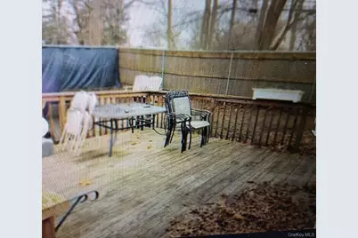 4 Forest Street, Ronkonkoma, NY 11779 - Photo 16