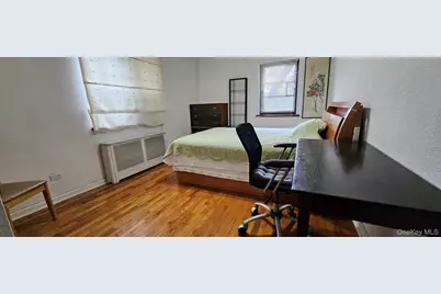 31-90 140th Street #2B, Flushing, NY 11354 - Photo 4