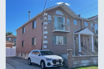 88-22 70th Road #2nd Fl, Forest Hills, NY 11375 - Photo 1