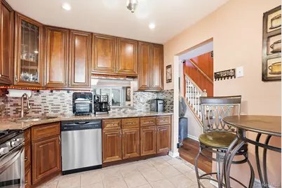 16 Winchester Avenue, Peekskill, NY 10566 - Photo 8