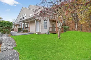 204 Ruby Ct, Highland Mills, NY 10930 - Photo 4