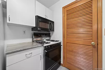 204 Ruby Court, Highland Mills, NY 10930 - Photo 16