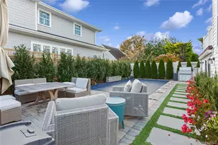 2 Leamington St, Long Beach, NY 11561 - Photo 8