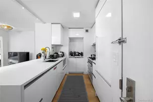 301 W 53rd St, New York (Manhattan), NY 10019 - Photo 28