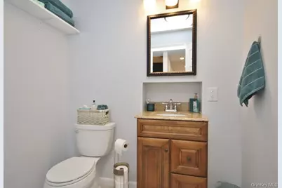 902 Williamsburg Drive, Mahopac, NY 10541 - Photo 28