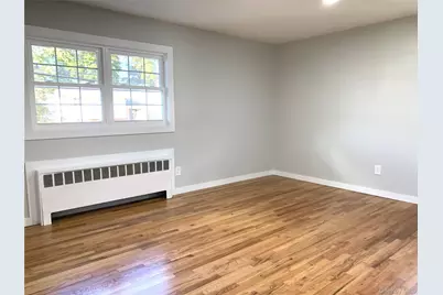 1706 Old Mill Road, Merrick, NY 11566 - Photo 20