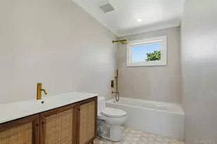 37 Star Ln, Levittown, NY 11756 - Photo 38