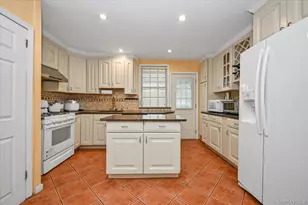 32-28 202nd St, Bayside, NY 11361 - Photo 6