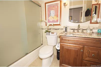 1031 Van Buren Street, Baldwin, NY 11510 - Photo 10