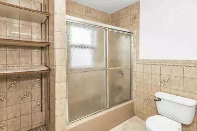 173-15 109th Avenue, Jamaica, NY 11433 - Photo 20