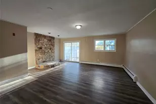 114 Sarah Ln, Middletown, NY 10941 - Photo 4