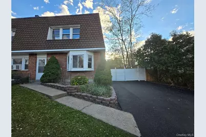 114 Sarah Lane, Middletown, NY 10941 - Photo 1