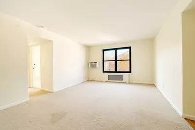 7 Terrace #3H, Great Neck, NY 11021 - Photo 2