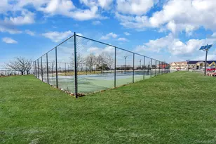 101 Surf Dr, Bronx, NY 10473 - Photo 8