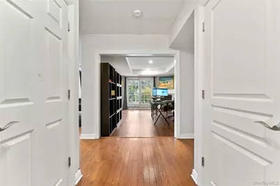 101 Sheldrake Place #14, Mamaroneck, NY 10543 - Photo 4