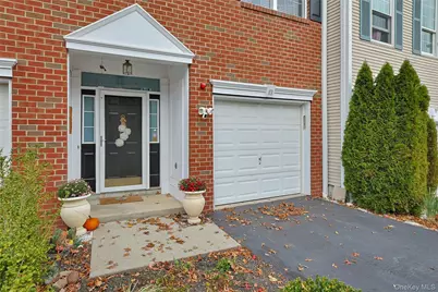 101 Meadow Lane, Nanuet, NY 10954 - Photo 2