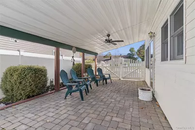 31 Grand Central Avenue, Amityville, NY 11701 - Photo 24