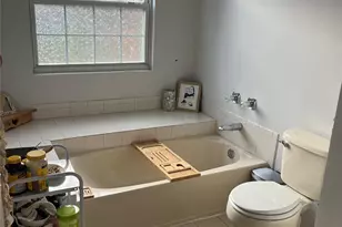 9 Commodore Cir, Port Jefferson Station, NY 11776 - Photo 18