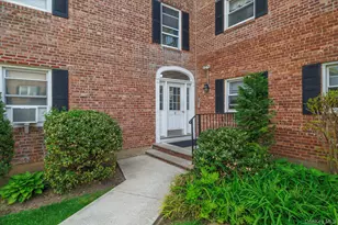 261 Central Ave, Lawrence, NY 11559 - Photo 2