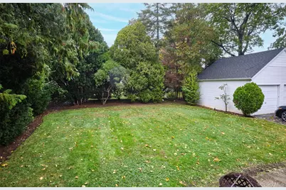 501 Tulip Avenue, Floral Park, NY 11001 - Photo 42