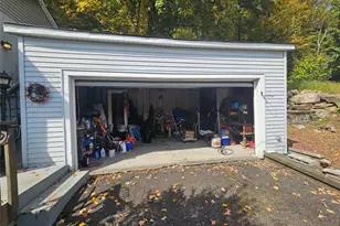 657 Jersey Ave, Greenwood Lake, NY 10925 - Photo 4