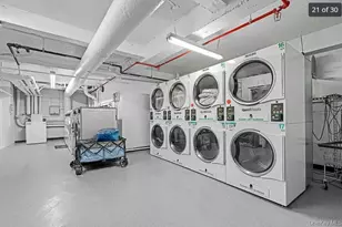 224-24 Union Tpke, Oakland Gardens, NY 11364 - Photo 18