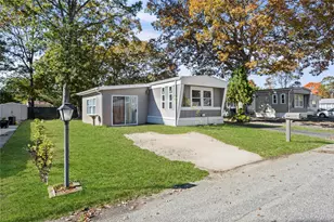 40 Buttercup Dr, Bohemia, NY 11716 - Photo 8