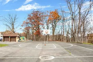 155 Sierra Vista Ln, Valley Cottage, NY 10989 - Photo 10