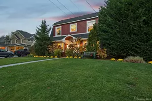 30 School St, East Williston, NY 11596 - Photo 2