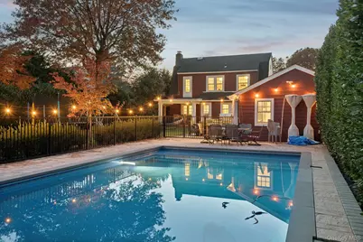 30 School Street, East Williston, NY 11596 - Photo 4