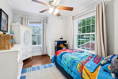 30 School Street, East Williston, NY 11596 - Photo 22