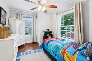 30 School St, East Williston, NY 11596 - Photo 22