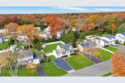 311 Devon Lane, Smithtown, NY 11787 - Photo 26