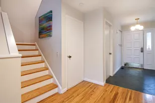 372 Birch Ln, Irvington, NY 10533 - Photo 4