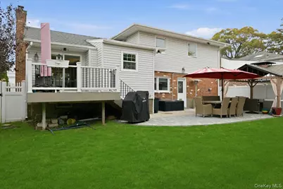 1800 Carlisle Place, Merrick, NY 11566 - Photo 36