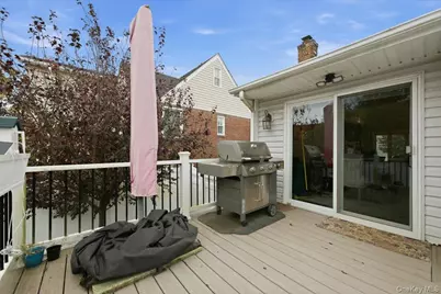 1800 Carlisle Place, Merrick, NY 11566 - Photo 28