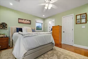 1800 Carlisle Pl, Merrick, NY 11566 - Photo 16