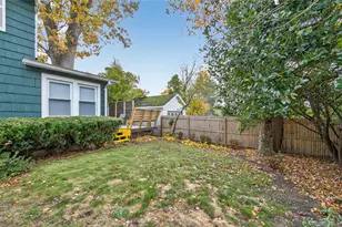 26 W 5th St, Locust Valley, NY 11560 - Photo 36