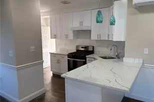 144-10 105th Ave, Jamaica, NY 11435 - Photo 10